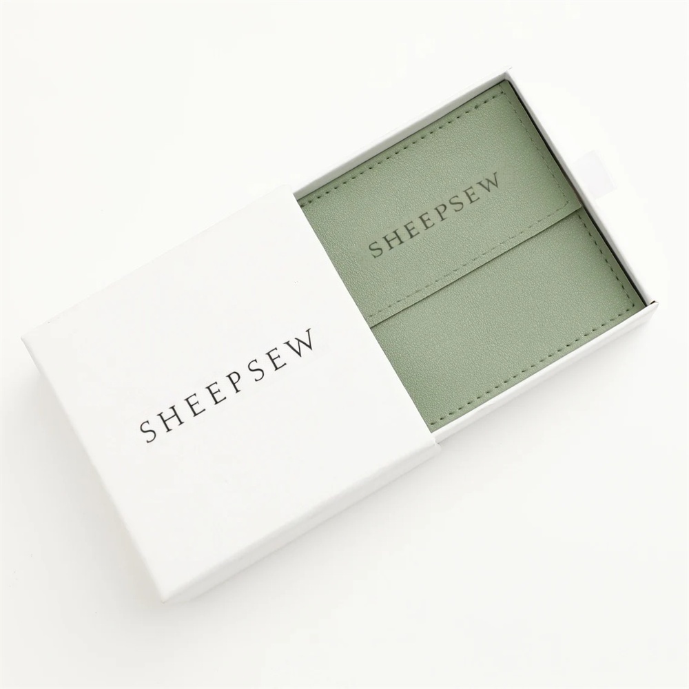 SheepSew Elegant Personalized  - Resin Art Logo recension och pris