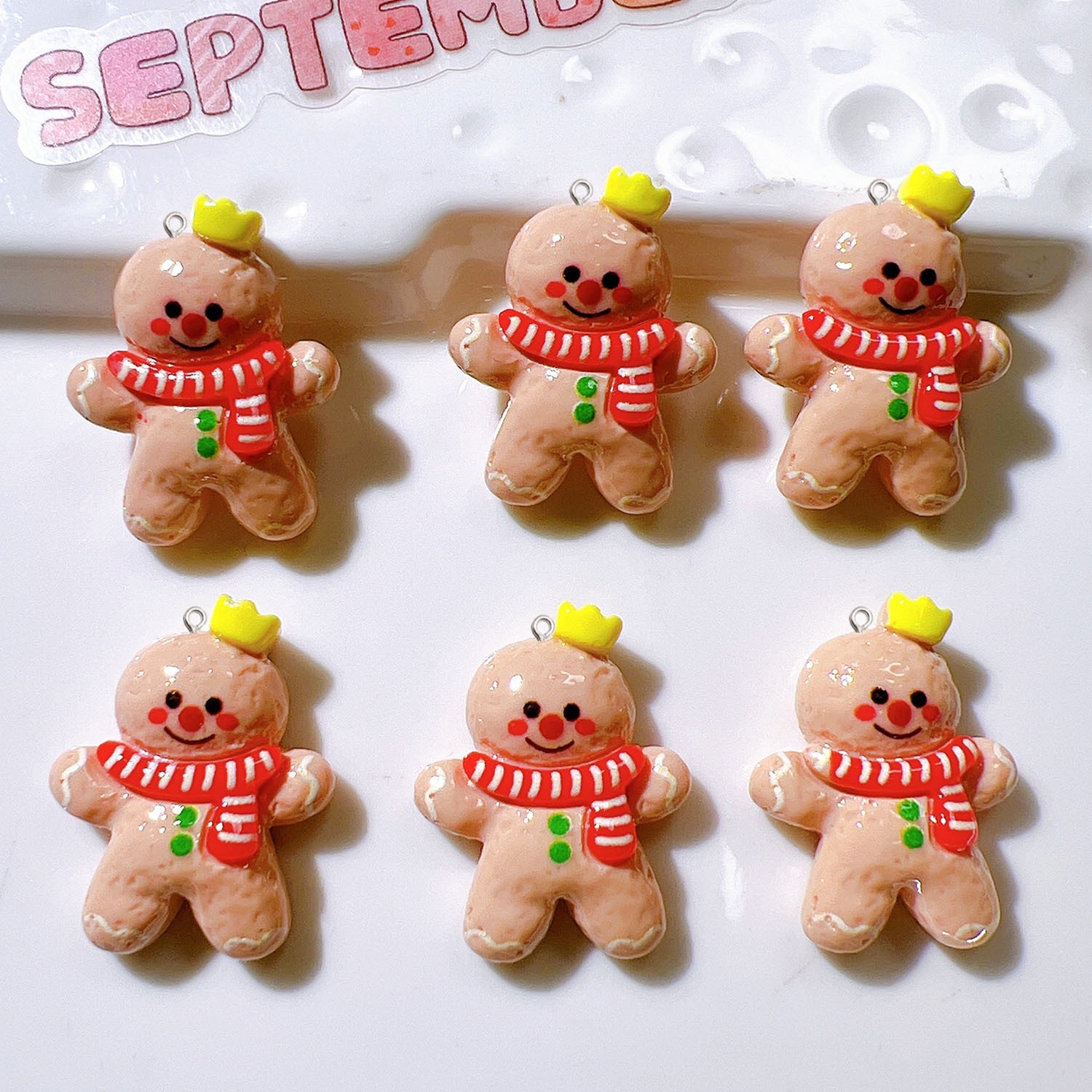 10Pcs Cute Christmas Doll Plan - Resin Art Earrings Material recension och pris