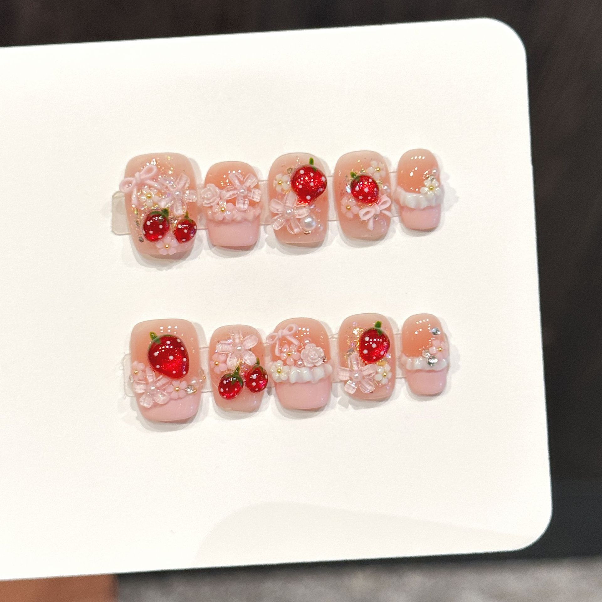 10pcs Cute Red Strawberry Pres - Resin Art Flowers recension och pris